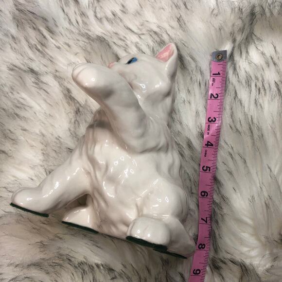 Vintage White Fluffy Ceramic Kitty Cat Blue Eyes Statue Figure - Picture 10 of 12